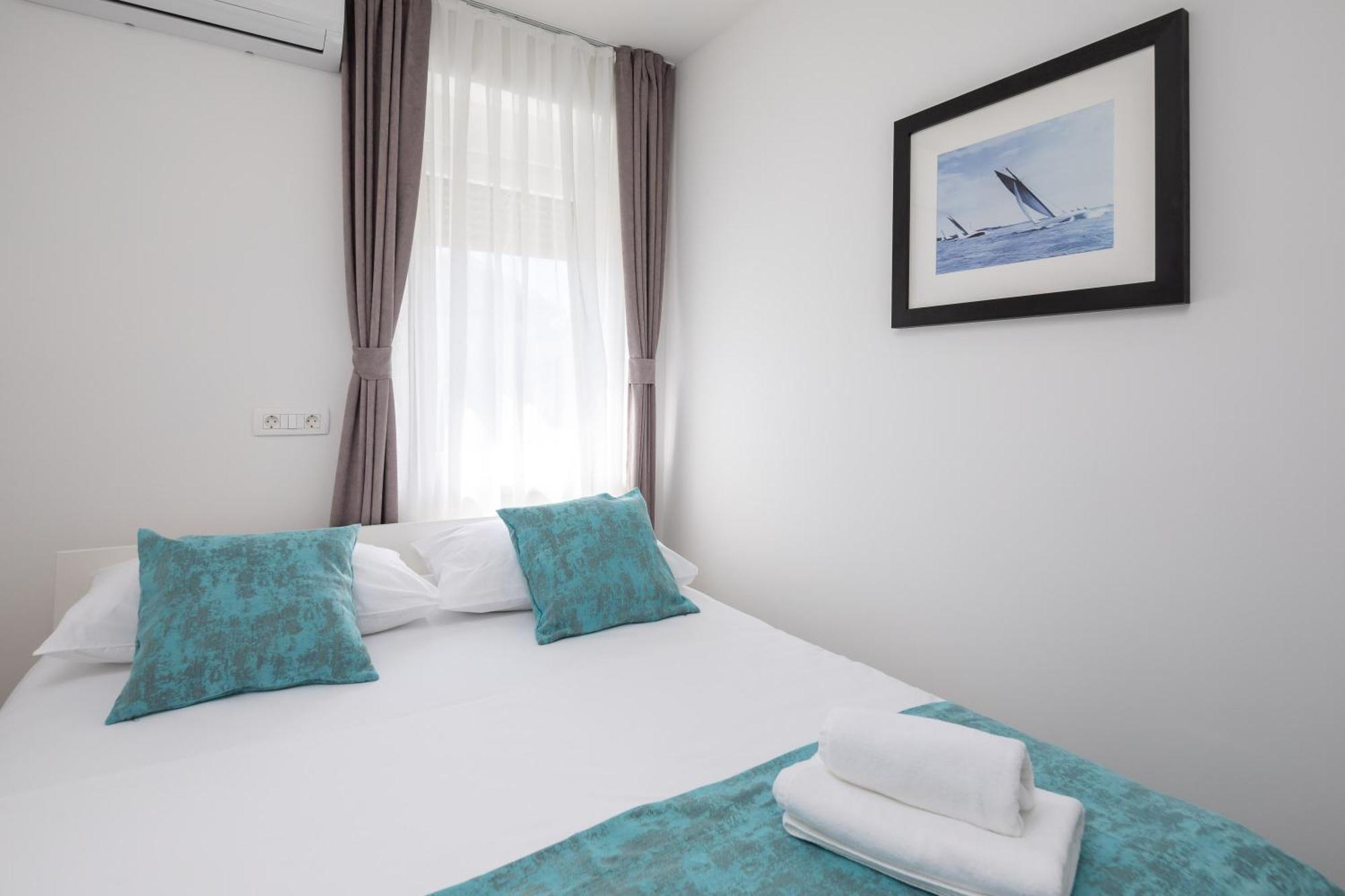 Apartma Beachfront Boutique With Free Parking Makarska