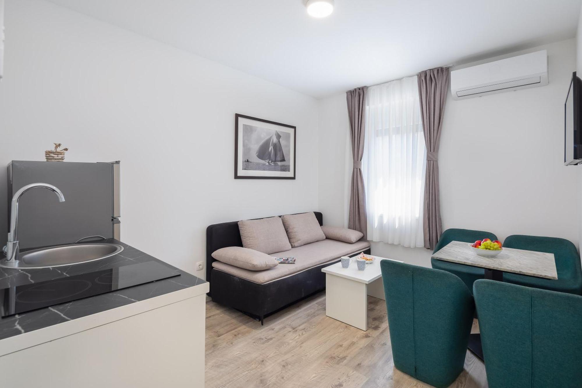 Beachfront Boutique With Free Parking Apartma *