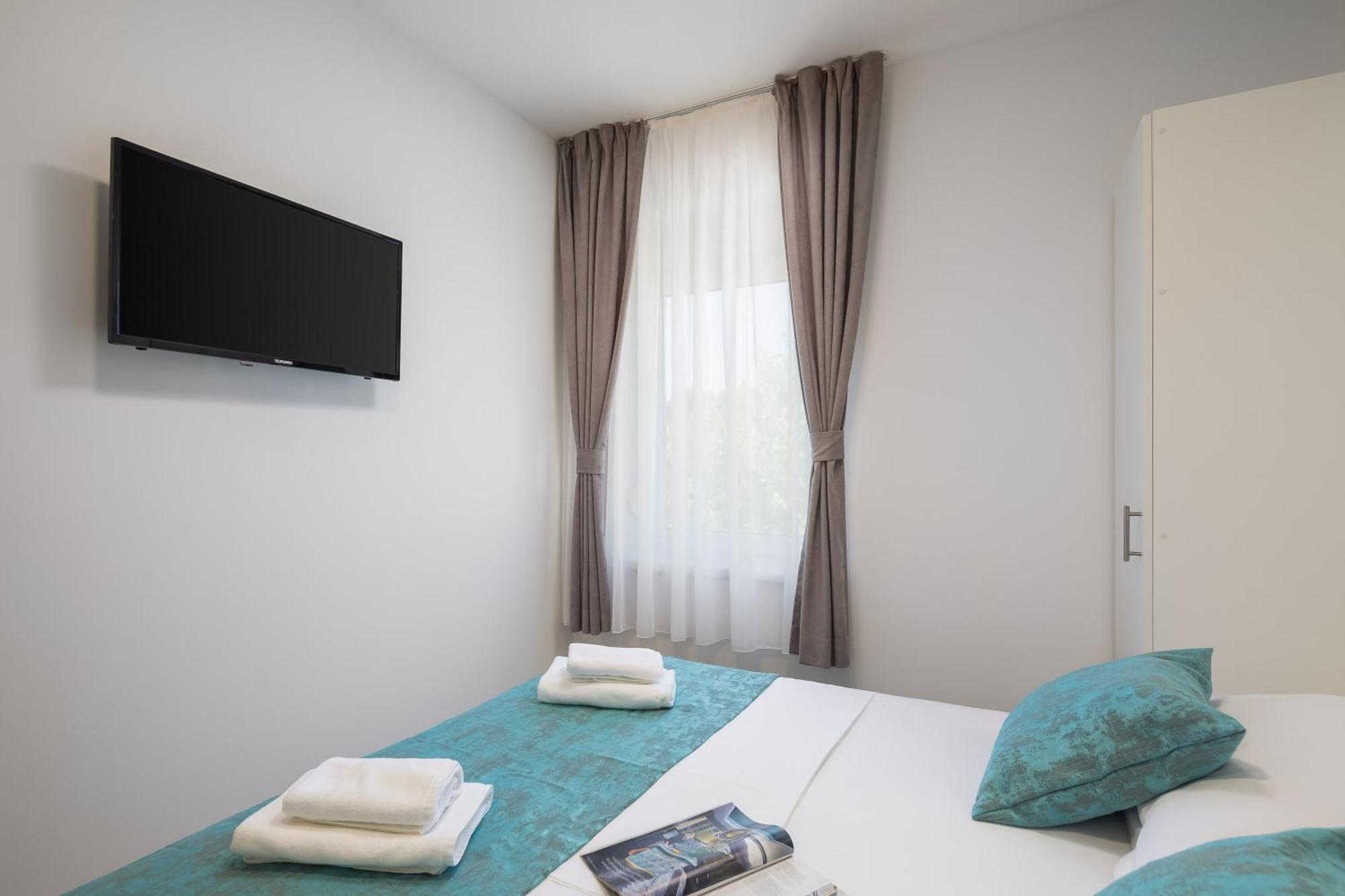 Apartma Beachfront Boutique With Free Parking *