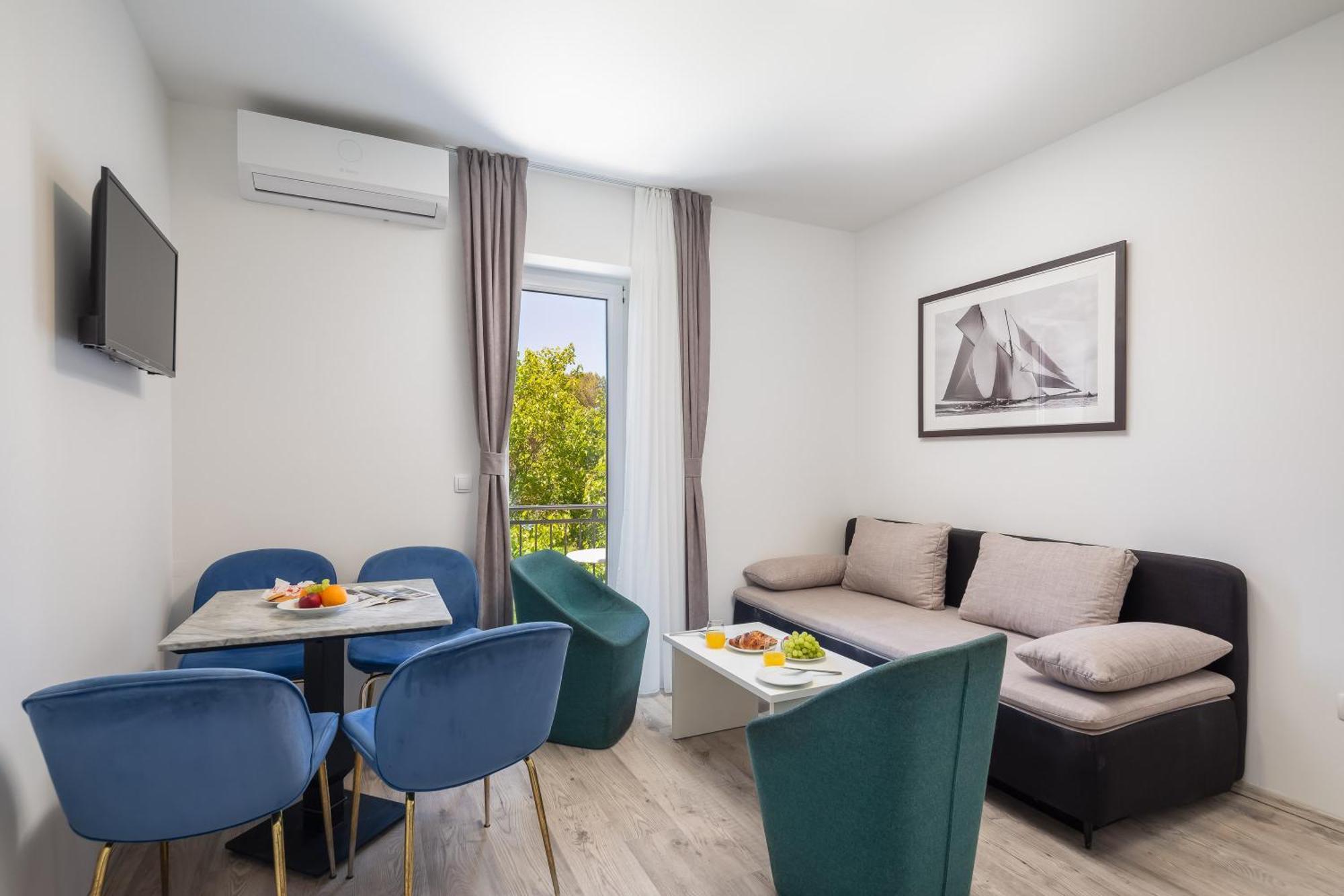 Apartma Beachfront Boutique With Free Parking