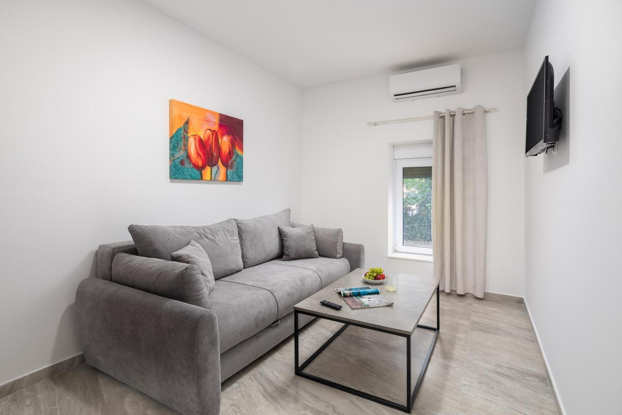 Beachfront Boutique With Free Parking Apartma *
